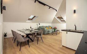 Beachside Apartment Attico